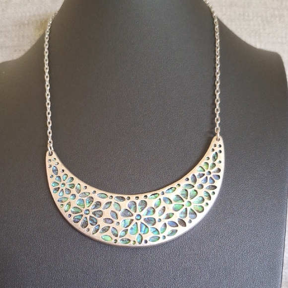 Nine West Jewelry - Nine West Silver and Blue Floral Necklace
